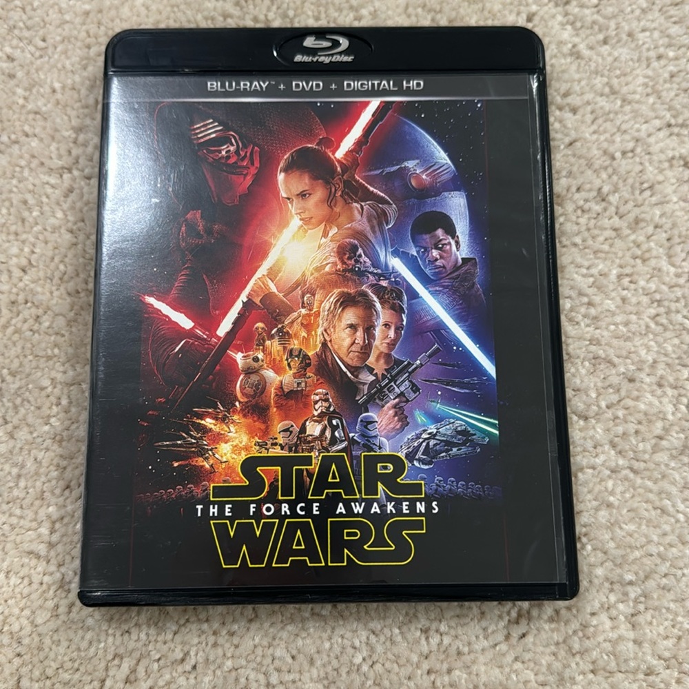 Star Wars: The Force Awakens (Blu-Ray + DVD)